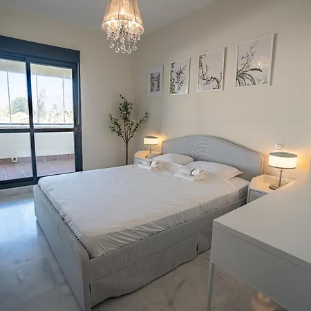 Hello Cosmo * Эстепона