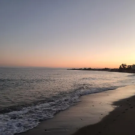 Hello Cosmo Апартаменты Эстепона