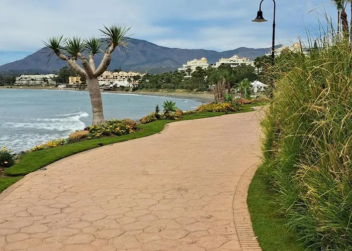 Apartamento Hello Cosmo Estepona